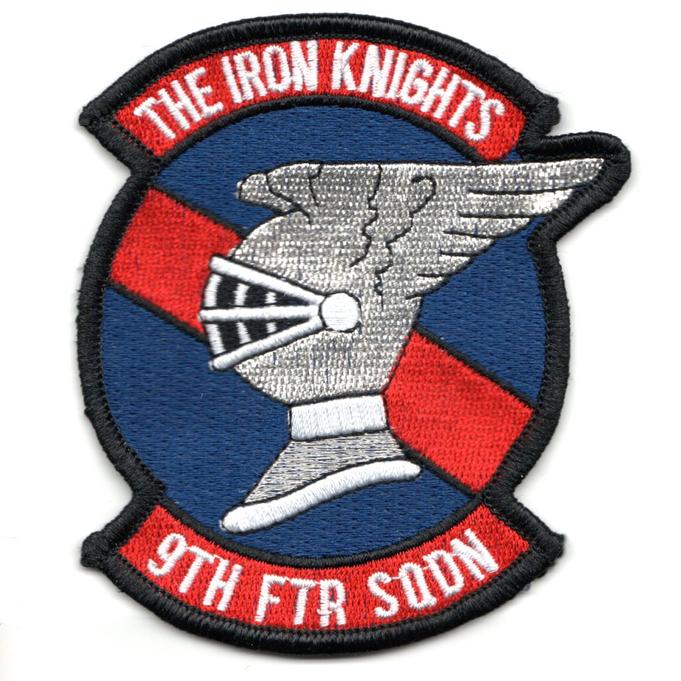 9FS 'IRON KNIGHTS' Patch (Silver Helmet/2 Tabs)